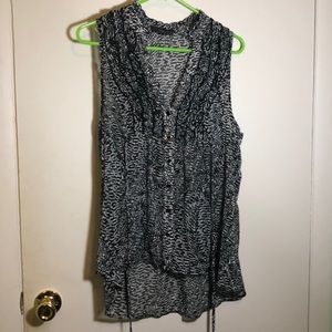 Ruffled black and grey button up sleeveless top